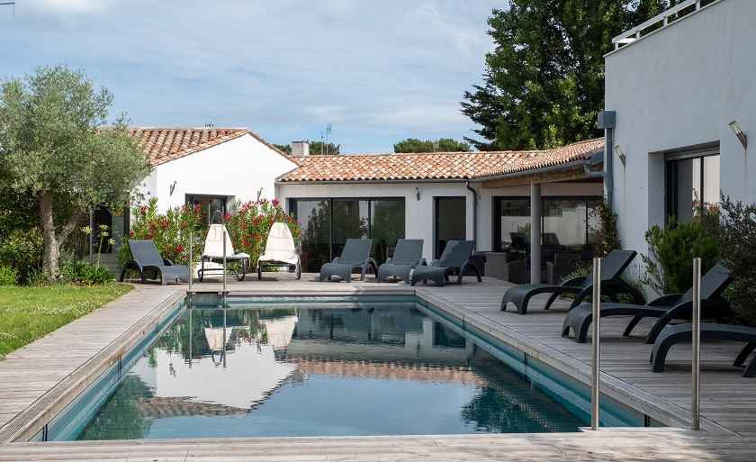 Holiday Services propose un service de location de maisons sur l'île de ré